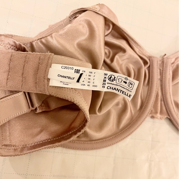 Chantelle bundle of 2 bras - Picture 8 of 13